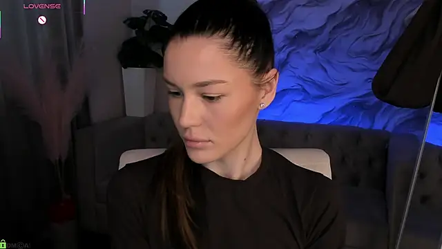 Aria Mila online show from March 2026 03:07:02 AM