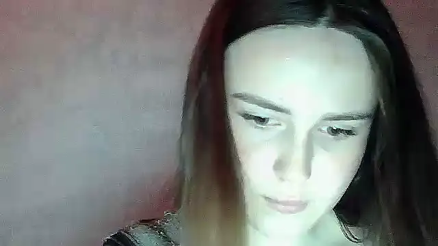 SweetLoraa online show from May 2026 10:18:02 PM