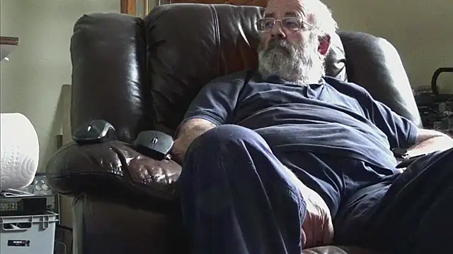 janzer13 online show from October 2025 01:01:01 PM