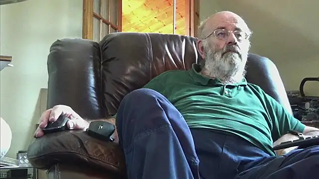 janzer13 online show from October 2025 02:40:01 PM