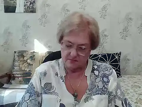 Renata62011 online show from September 2025 11:44:01 AM