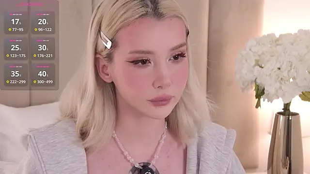 Snapshot of Nesolla chatting on September 2025 10:26:02 AM Nesolla online show from September 2025 10:26:02 AM