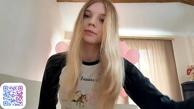 FruityXo online show from September 2025 10:17:01 AM