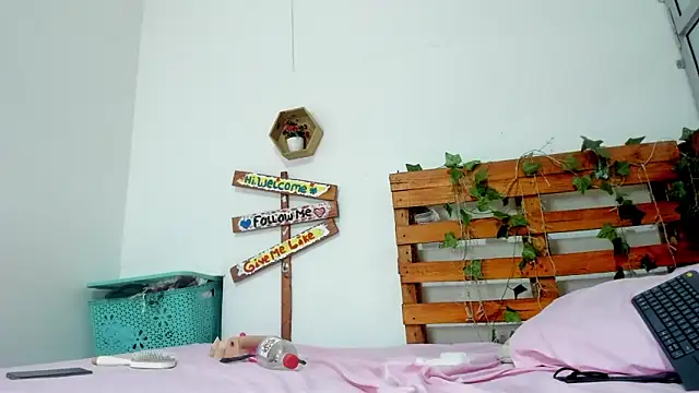 cris dulce online show from March 2026 11:00:02 PM