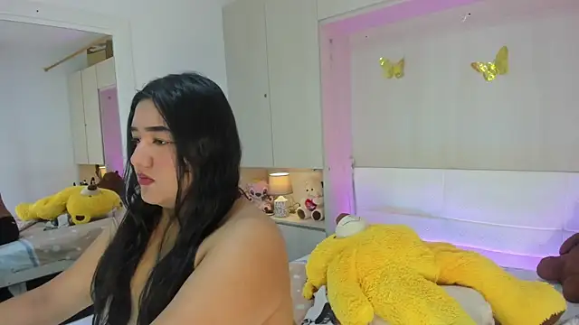 LilyWhitney online show from June 2026 04:06:01 AM