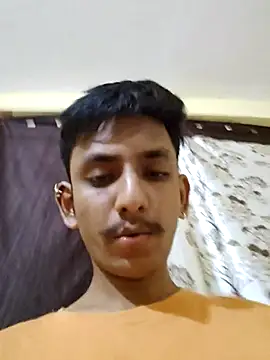 yung cplz online show from October 2025 01:23:01 PM