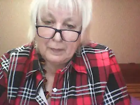 Alexia64231 online show from October 2025 05:32:01 PM