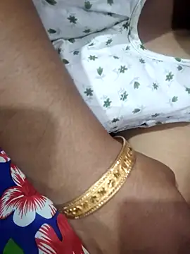 Bhabi-Hot0 online show from November 2025 06:30:02 AM