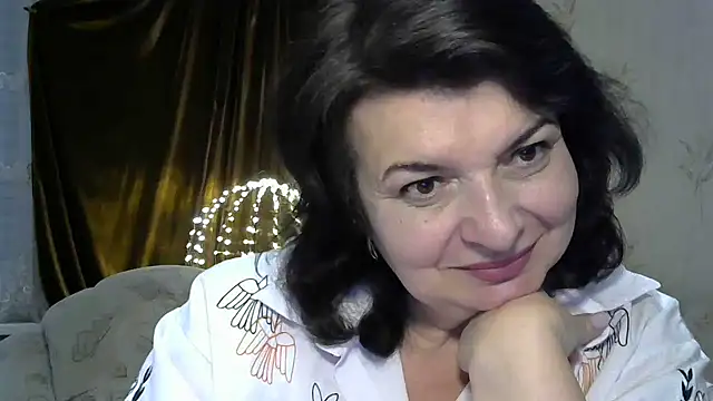 LedyNika online show from April 2026 05:32:02 PM