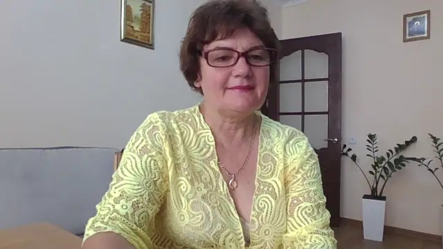 Snapshot of Galina56301 chatting on September 2025 12:38:02 PM Galina56301 online show from September 2025 12:38:02 PM