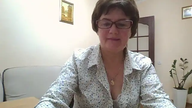 Snapshot of Galina56301 chatting on October 2025 04:59:01 PM Galina56301 online show from October 2025 04:59:01 PM