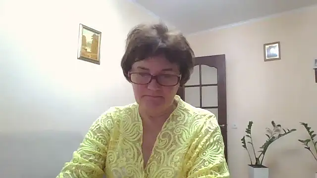 Snapshot of Galina56301 chatting on October 2025 04:06:02 PM Galina56301 online show from October 2025 04:06:02 PM