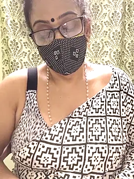 sweet-lotus online show from October 2025 06:28:02 PM