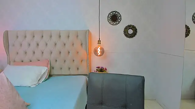 Tatihornyy online show from October 2025 11:29:01 AM