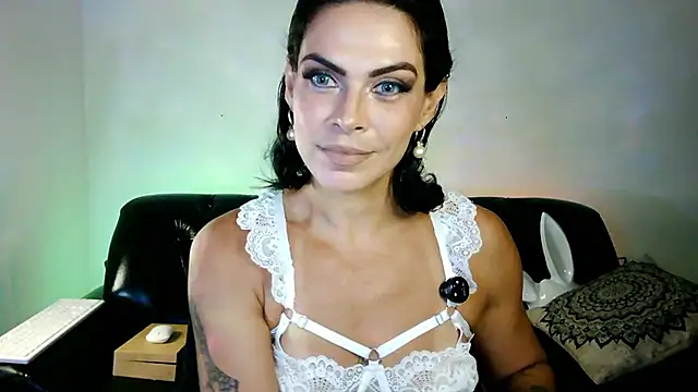 Veronnaink online show from April 2026 03:42:02 PM