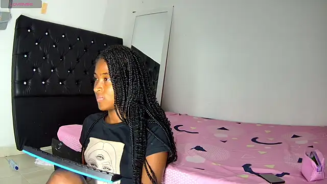 Snapshot of shantall_ebony1 chatting on November 2025 09:20:01 AM shantall ebony1 online show from November 2025 09:20:01 AM