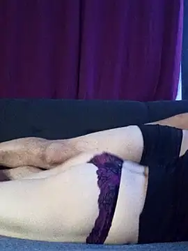  Little Sweatie  online show from November 2025 04:27:01 AM