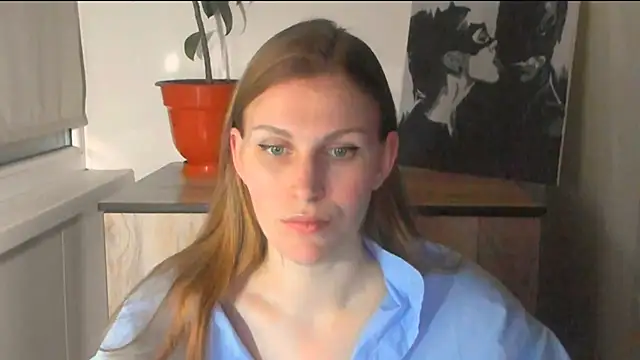 Snapshot of JuliaMuuun chatting on March 2026 07:13:02 PM JuliaMuuun online show from March 2026 07:13:02 PM