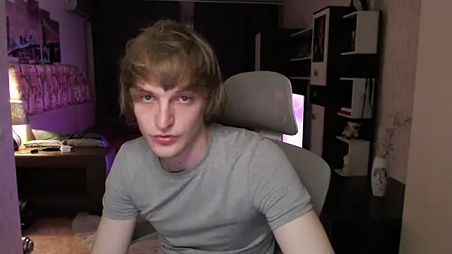 Playersuperstar online show from April 2026 08:35:02 PM