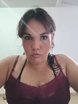 Bellapotencia1985 online show from May 2026 09:49:02 AM