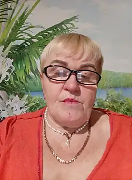 VioletSweet5566 online show from September 2025 04:43:02 PM