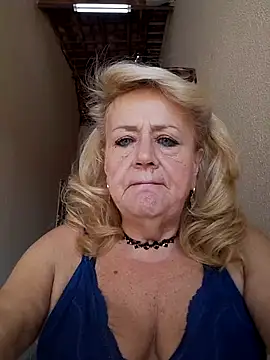 Belladama61 online show from September 2025 11:12:02 AM