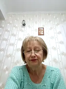 AlikaSwan5821 online show from November 2025 02:26:01 PM