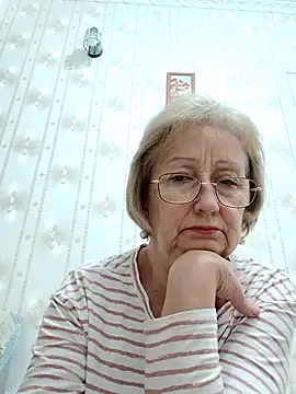 AlikaSwan5821 online show from November 2025 08:31:01 PM