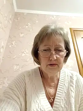 AlikaSwan5821 online show from February 2026 05:10:02 PM