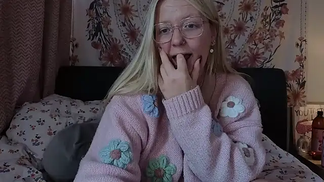 Daisyxoxo  online show from March 2026 09:48:01 AM