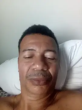 moreno25centimetro online show from June 2026 10:21:01 AM
