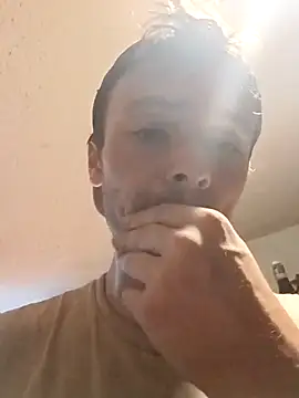 Snapshot of RichardW chatting on September 2025 03:07:02 AM RichardW online show from September 2025 03:07:02 AM