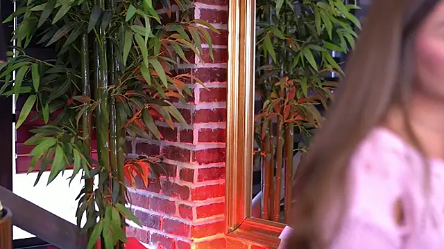 MillaSerene online show from December 2025 07:06:02 AM