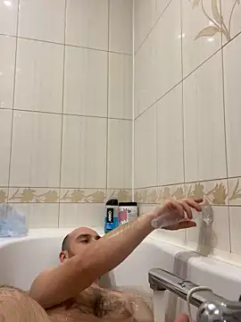 LuckyGirlfriends online show from November 2025 08:20:02 PM