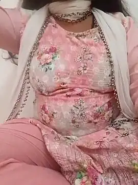Snapshot of Babe_Doll04 chatting on June 2026 07:36:01 AM Babe Doll04 online show from June 2026 07:36:01 AM