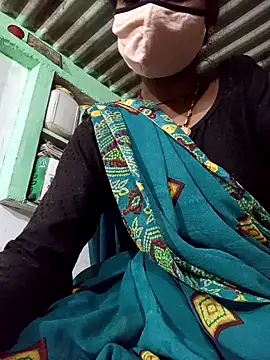 MISS LOVE 001 online show from October 2025 05:12:02 PM