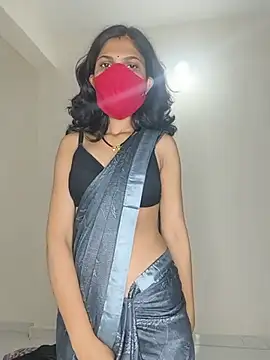 Snapshot of Shivani2002 chatting on July 2026 04:20:01 PM Shivani2002 online show from July 2026 04:20:01 PM