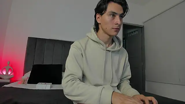 AlexanderHall online show from September 2025 08:58:02 PM