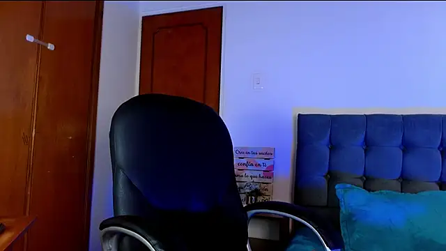 Snapshot of Liana_99 chatting on September 2025 03:01:02 PM Liana 99 online show from September 2025 03:01:02 PM