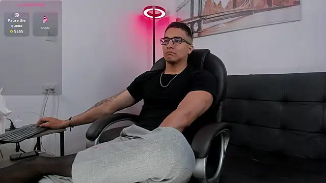 Dash Bukoski online show from October 2025 11:20:02 AM