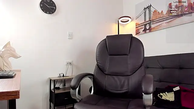 Dash Bukoski online show from January 2026 12:42:02 PM