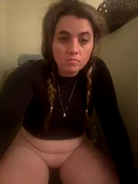 M1l3yD3w online show from November 2025 12:32:02 AM