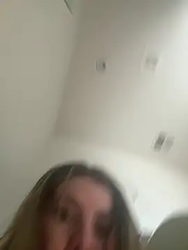 M1l3yD3w online show from February 2026 08:05:01 PM