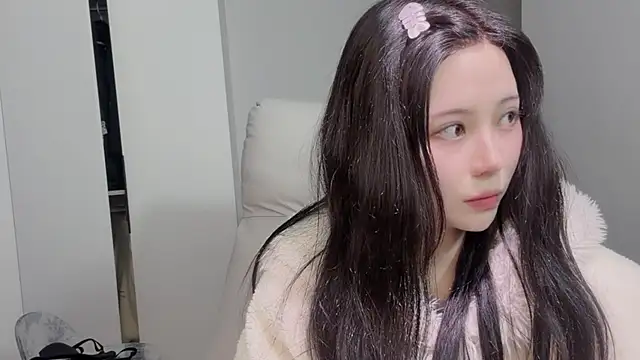 Amy-i online show from March 2026 05:09:02 PM