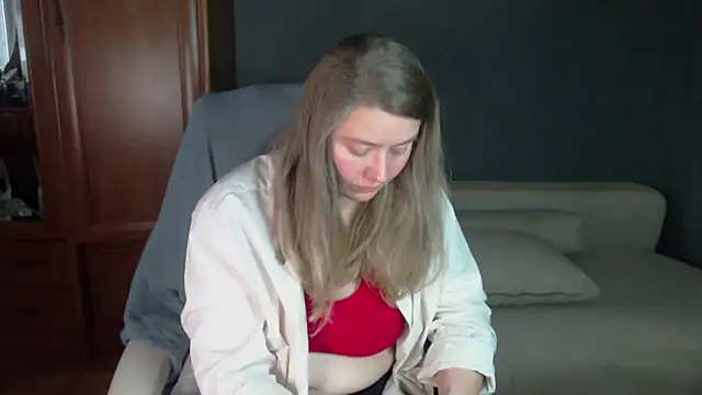 Sweet  Gigi online show from December 2025 12:43:02 PM