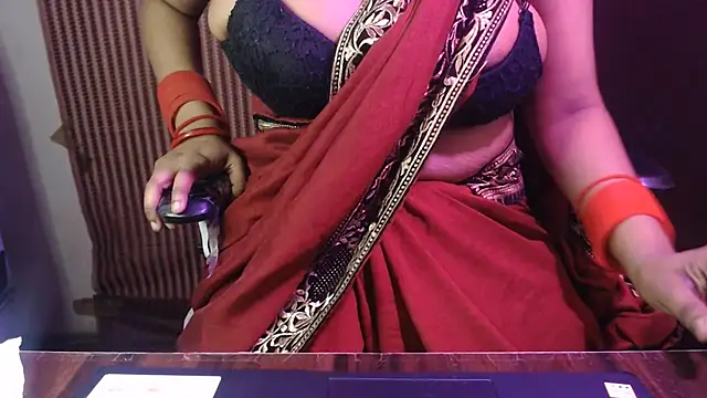 Snapshot of Samiksha- chatting on July 2026 08:04:01 PM Samiksha- online show from July 2026 08:04:01 PM