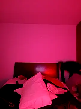 Snapshot of Carl_Strip chatting on November 2025 03:17:02 AM Carl Strip online show from November 2025 03:17:02 AM