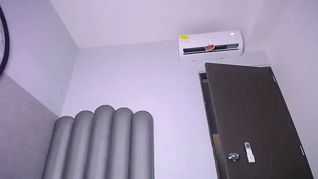 venus-03 online show from September 2025 03:28:01 AM