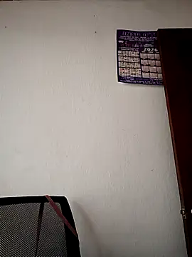 Mia-Glow online show from February 2026 12:57:02 PM