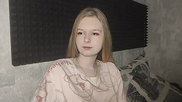 LiaVibes online show from February 2026 07:24:01 AM